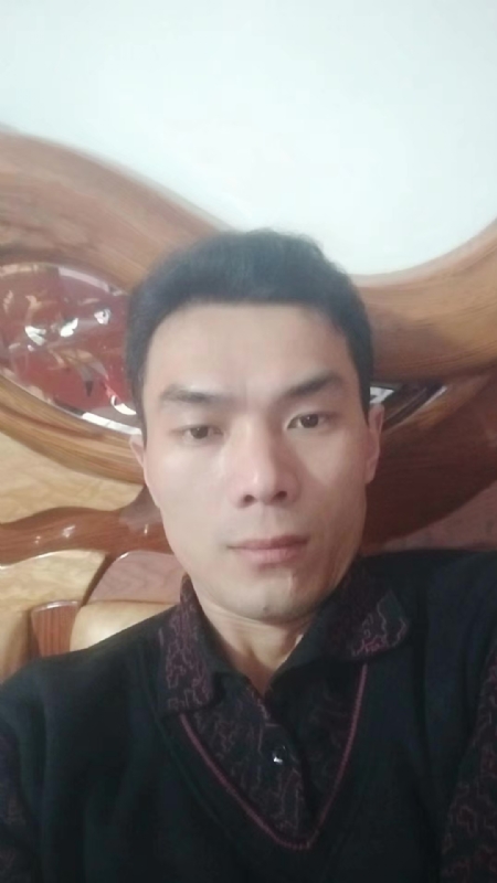 错把真心喂了狗的第四张照片--周宁残疾人相亲网